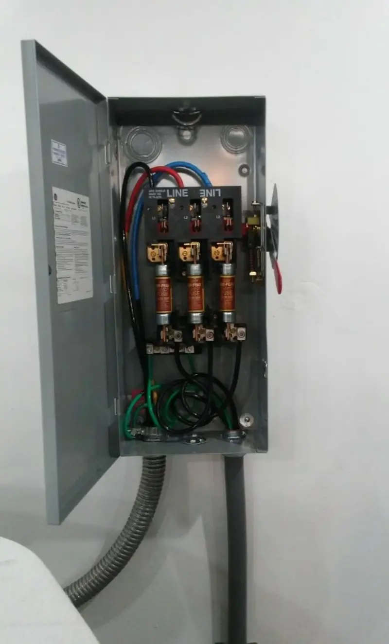 Three-phase disconnect switch installed for Smoke Detector Installation in Pismo Beach